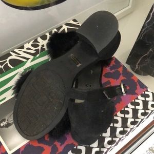 Shoes - Black Sandals with fur Shoes - Black Sandals with fur